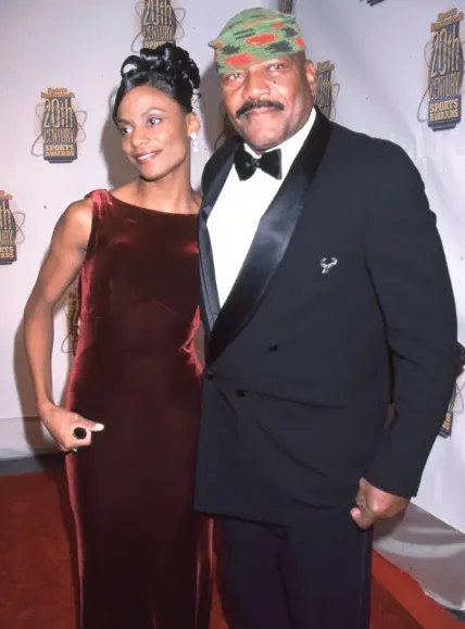 Jim Brown's Wife, Age, Height, Weight, Net Worth, Career, And More