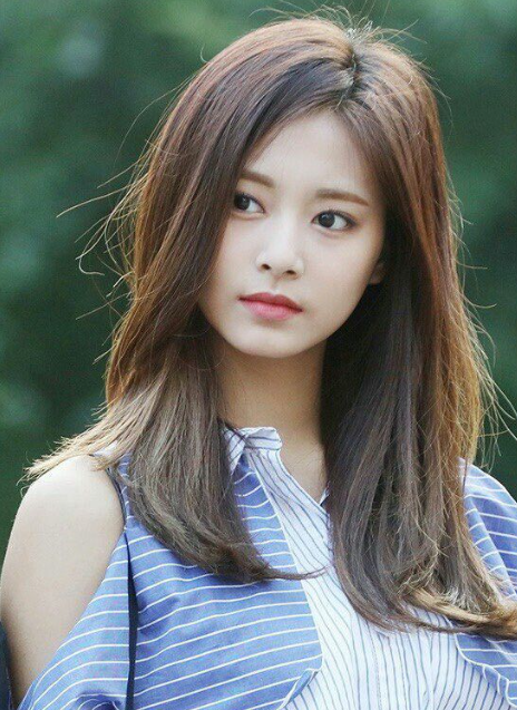 Tzuyu Height, Weight, Age, Career, Net Worth And More