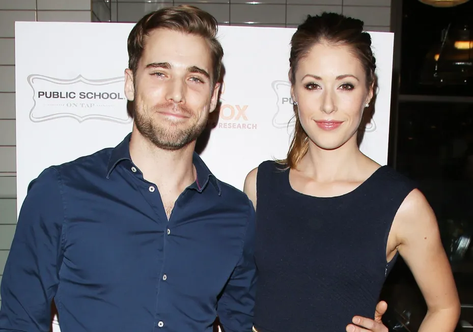 Dustin Milligan Wife, Age, Height, Weight, Net Worth, Career, And More